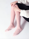 collants filles, collants rose, motif cœurs, élégance féminine, confort enfant, style quotidien, fêtes d'anniversaire, célébrations familiales, collants de qualité, mode enfantine