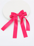 nœud satiné fillette, accessoire cheveux fuchsia, nœud pour enfant, nœud élégant cheveux, pince alligator, coiffure fillette, accessoire mode enfant, cadeau fille