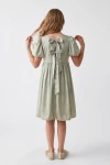 robe cérémonie fille, robe verte fille, robe satinée fille, robe Sia, robe communion fille, robe fillette élégante, zoya fashion