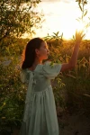 robe cérémonie fille, robe verte fille, robe satinée fille, robe Sia, robe communion fille, robe fillette élégante, zoya fashion