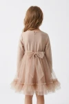 Robe Iga beige vue de dos – fermeture éclair et ceinture en tulle nouée en grand nœud