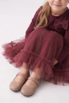 Robe Iga bordeaux – jupe en tulle à volant étalée, position assise