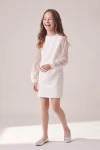 Robe Vivienne blanche – manches amples en tulle à sequins et poignets froncés, vue de face