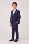 Costume garçon Liam bleu marine – veste, gilet et pantalon, vue de trois quarts profil